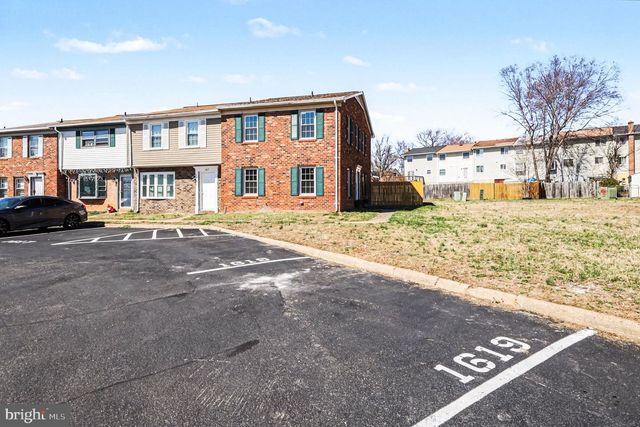 1619 MEADOW DR, Fredericksburg, VA 22405