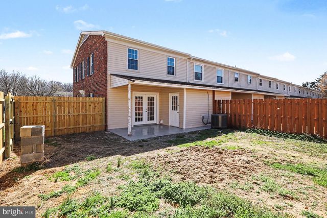 1619 MEADOW DR, Fredericksburg, VA 22405