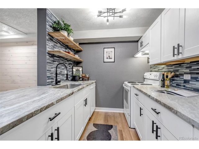 3047 W 47th Ave 105, Denver, CO 80211