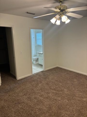 1311 Baywood Rd., Dothan, AL 36305