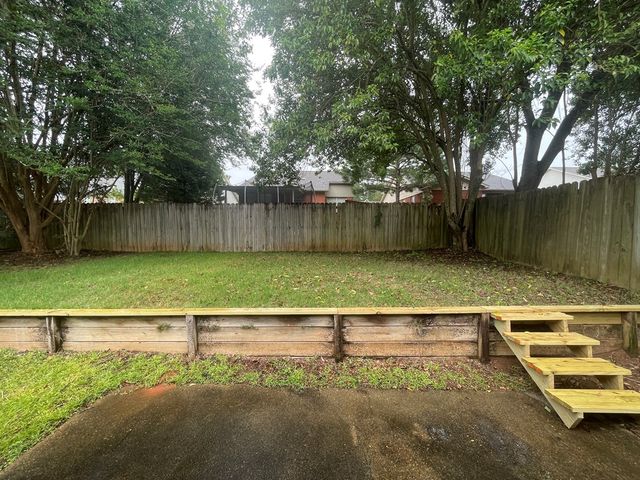 1311 Baywood Rd., Dothan, AL 36305
