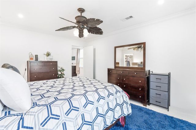 1219 Sealy Street, Galveston, TX 77550