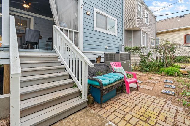 1219 Sealy Street, Galveston, TX 77550
