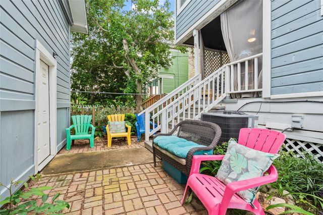 1219 Sealy Street, Galveston, TX 77550