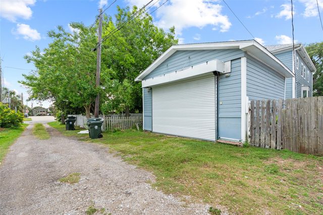 1219 Sealy Street, Galveston, TX 77550