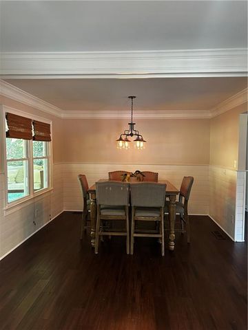 1738 Sandy Court, Snellville, GA 30078