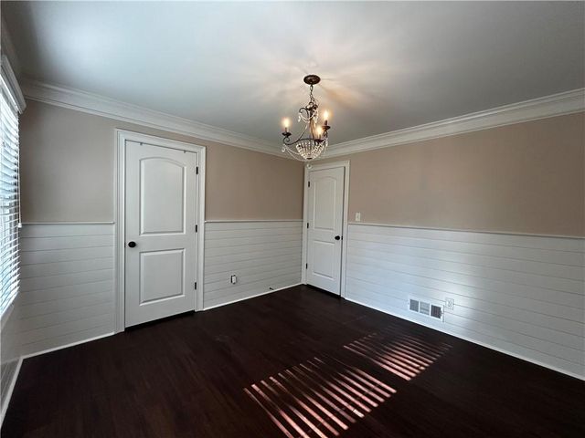 1738 Sandy Court, Snellville, GA 30078