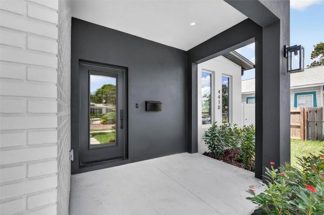4410 4TH AVENUE S, St Petersburg, FL 33711