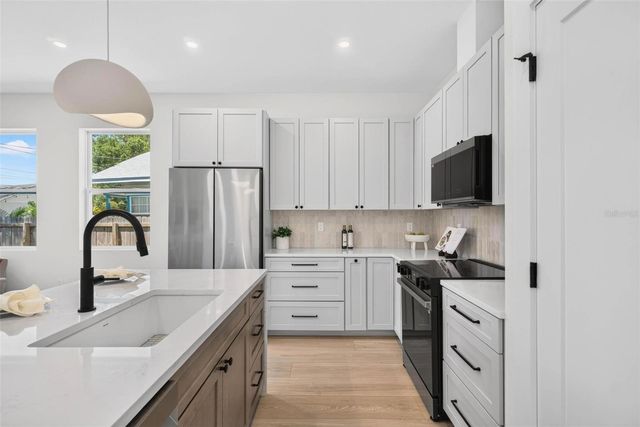 4410 4TH AVENUE S, St Petersburg, FL 33711