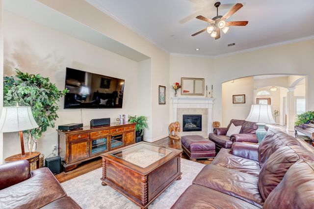 25807 Northcrest Drive, Spring, TX 77389