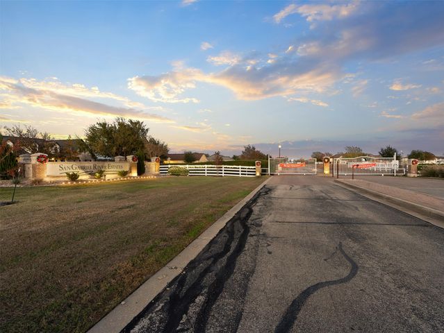 233 Courtnees WAY, Georgetown, TX 78626