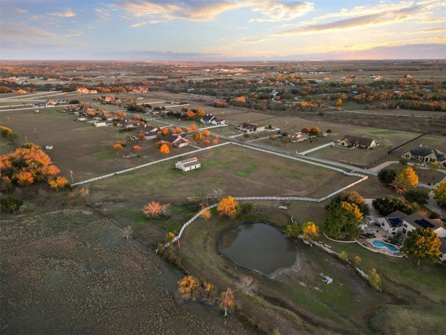 233 Courtnees WAY, Georgetown, TX 78626