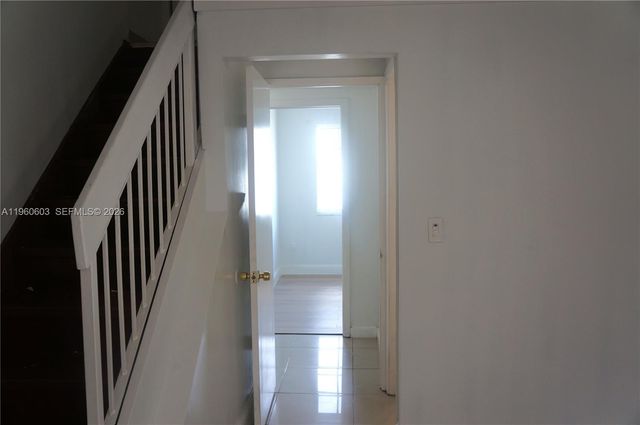 12065 SW 18th St 8-49, Miami, FL 33175