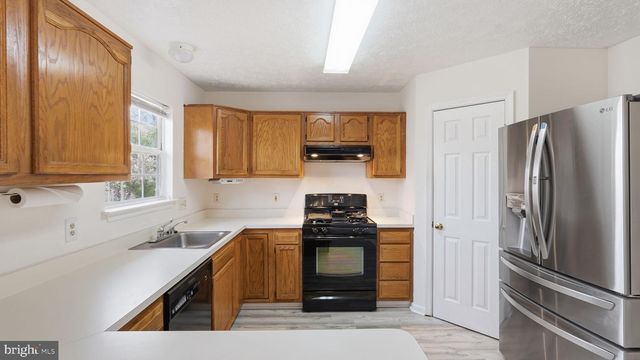 202 STERLING CT, Stafford, VA 22554