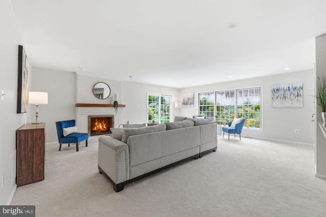 7362 SILVER PINE DR, Springfield, VA 22153