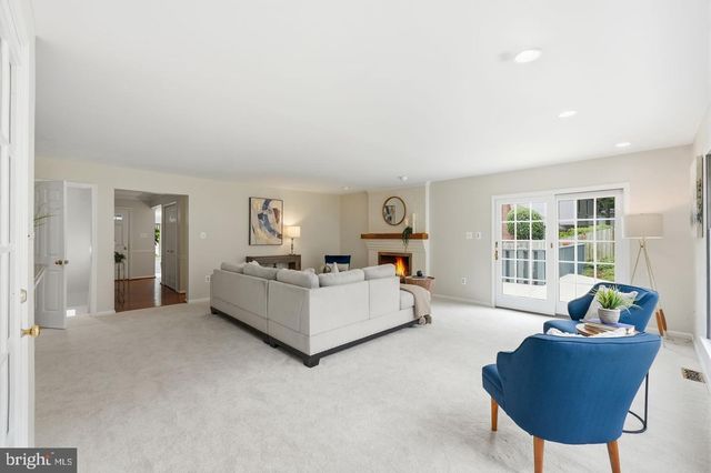 7362 SILVER PINE DR, Springfield, VA 22153