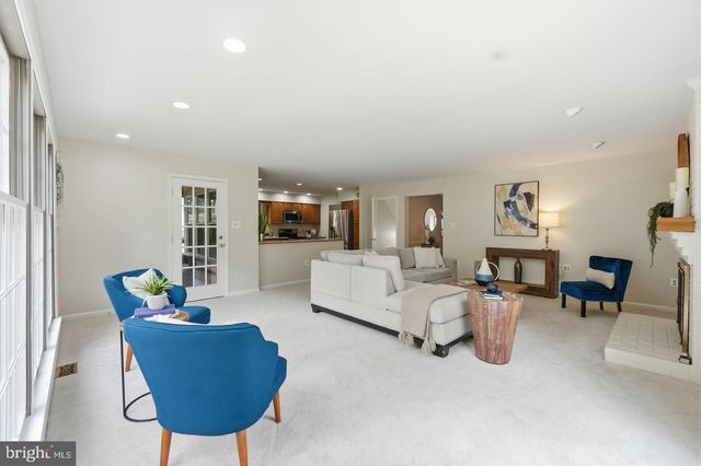 7362 SILVER PINE DR, Springfield, VA 22153