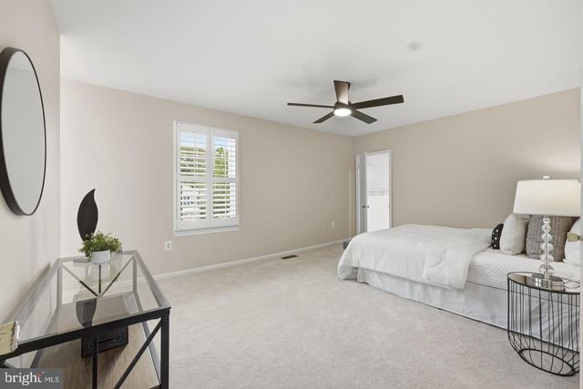 7362 SILVER PINE DR, Springfield, VA 22153