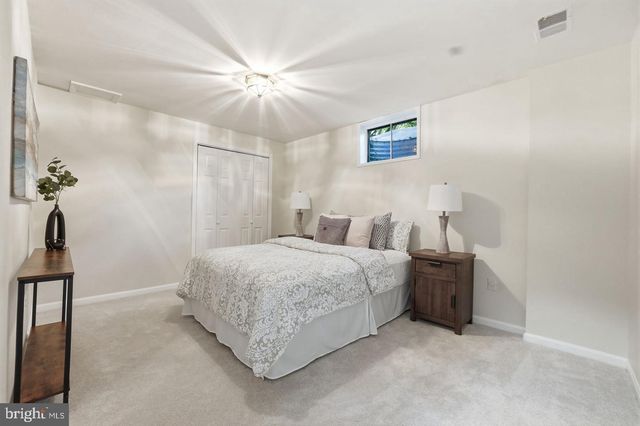 7362 SILVER PINE DR, Springfield, VA 22153