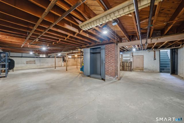 103 Ansonia Road, Woodbridge, CT 06525