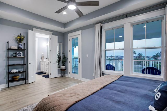 16515 Nassau Way, Jamaica Beach, TX 77554