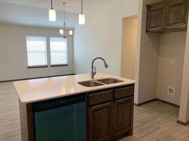 12917 NW 4th Terrace, Yukon, OK 73099