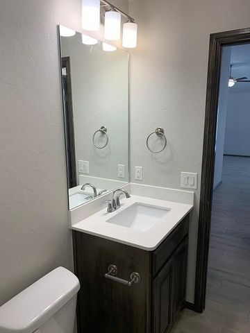 12917 NW 4th Terrace, Yukon, OK 73099