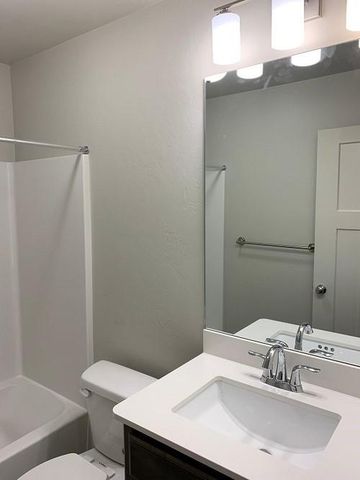 12917 NW 4th Terrace, Yukon, OK 73099