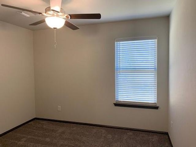 12917 NW 4th Terrace, Yukon, OK 73099