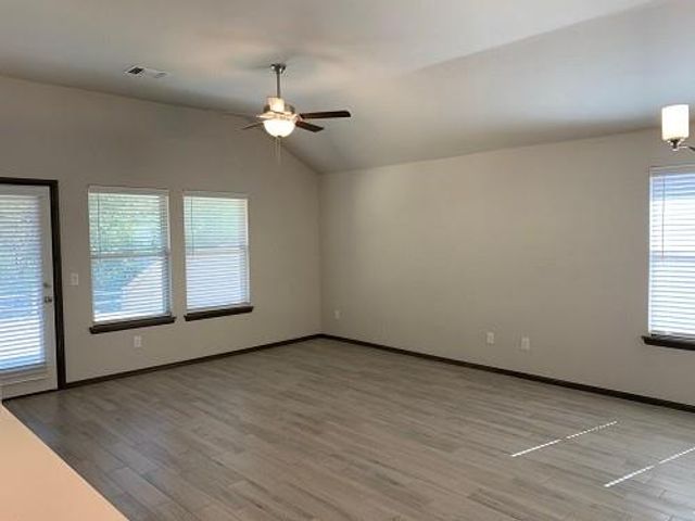 12917 NW 4th Terrace, Yukon, OK 73099