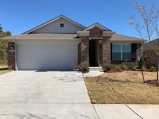 12917 NW 4th Terrace, Yukon, OK 73099