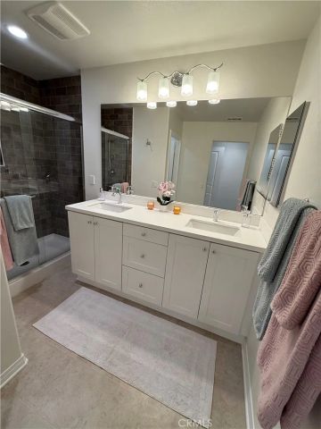 1570 W 1st Street, Santa Ana, CA 92703