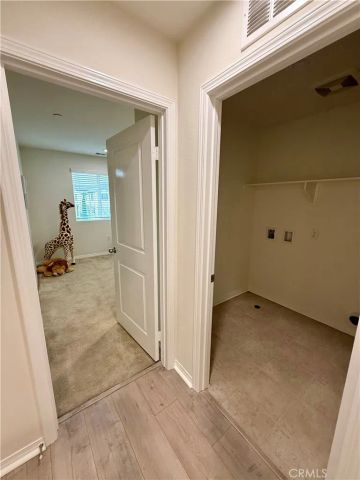 1570 W 1st Street, Santa Ana, CA 92703