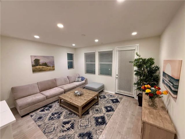 1570 W 1st Street, Santa Ana, CA 92703