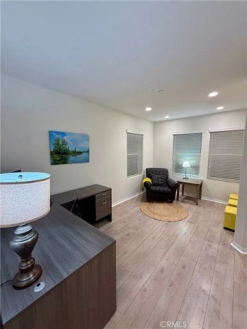 1570 W 1st Street, Santa Ana, CA 92703