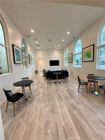 1570 W 1st Street, Santa Ana, CA 92703