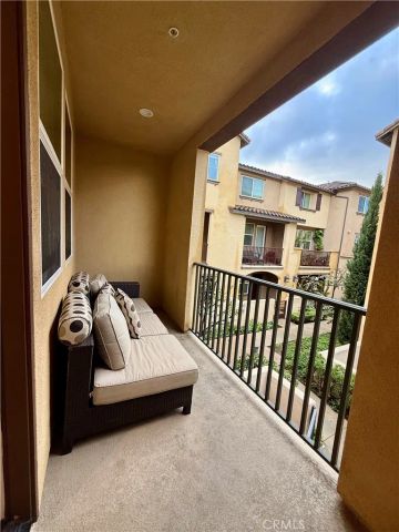 1570 W 1st Street, Santa Ana, CA 92703