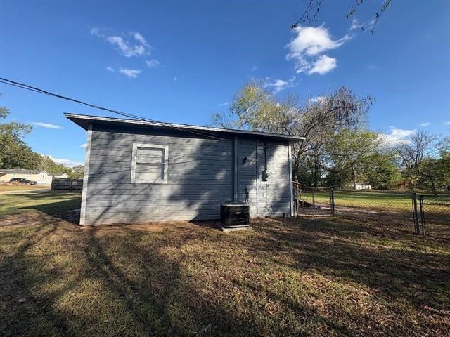 101 Bell Street, Hallsville, TX 75650