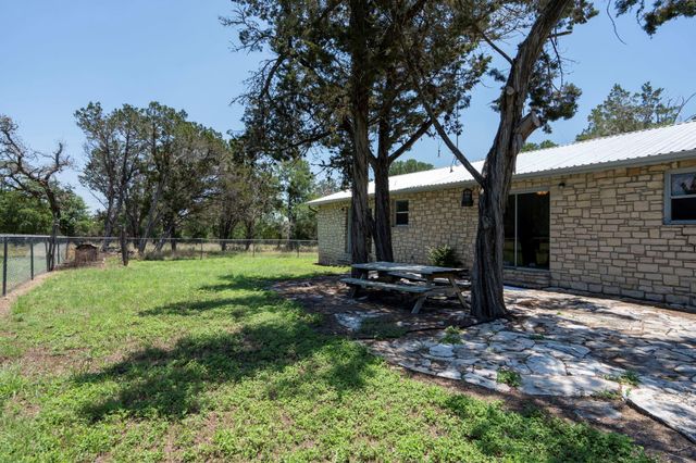 801 Billie Brooks LN, Driftwood, TX 78619