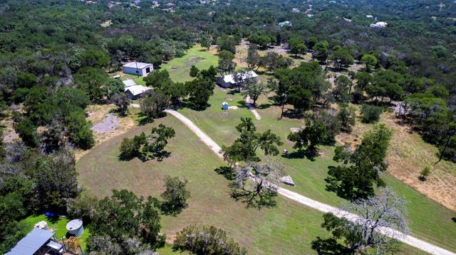 801 Billie Brooks LN, Driftwood, TX 78619