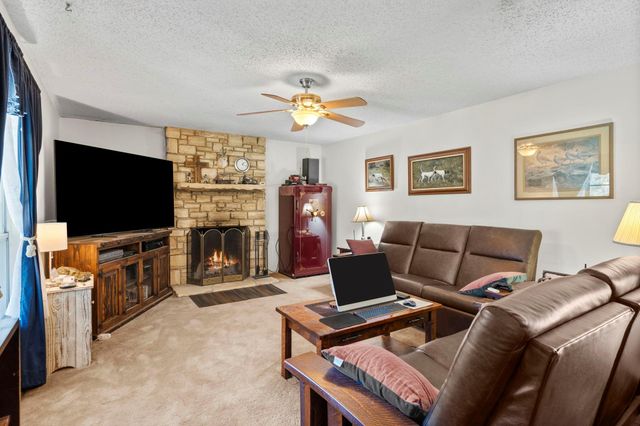 801 Billie Brooks LN, Driftwood, TX 78619