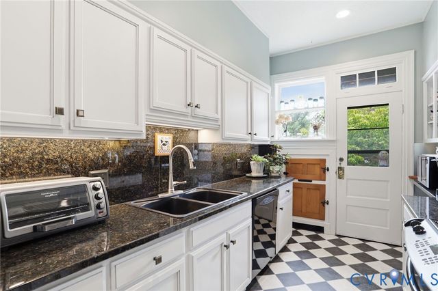 3025 Hanover Ave, Richmond, VA 23221