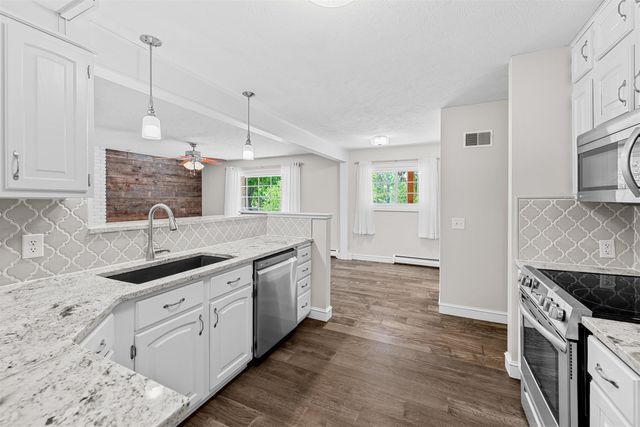 2033 Ridgeview Rd., Salina, KS 67401