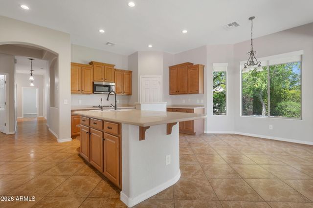 5621 N LYLE Court, Litchfield Park, AZ 85340