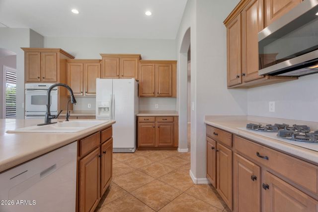 5621 N LYLE Court, Litchfield Park, AZ 85340