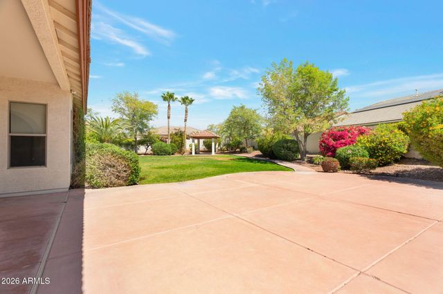 5621 N LYLE Court, Litchfield Park, AZ 85340