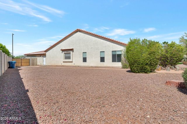 5621 N LYLE Court, Litchfield Park, AZ 85340