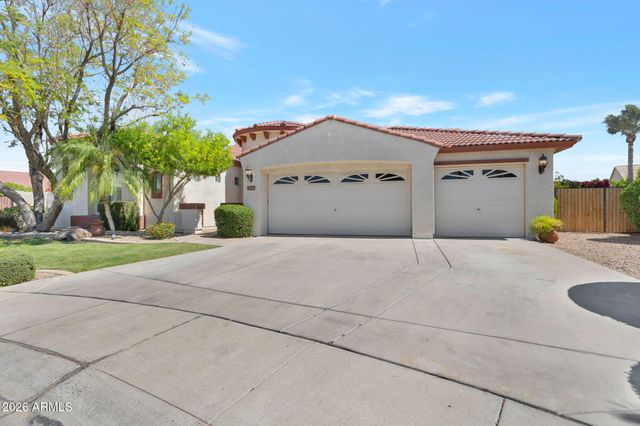 5621 N LYLE Court, Litchfield Park, AZ 85340