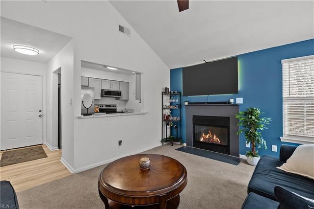 1028 Boagie CT, Virginia Beach, VA 23456