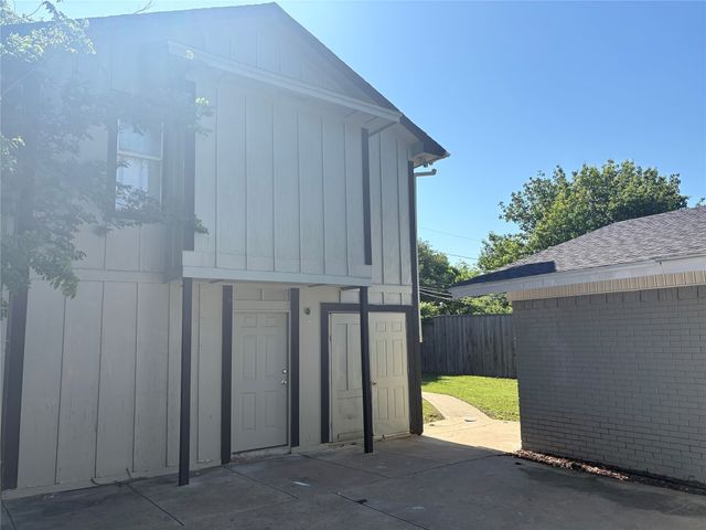 12404 Sunland Street, Dallas, TX 75218